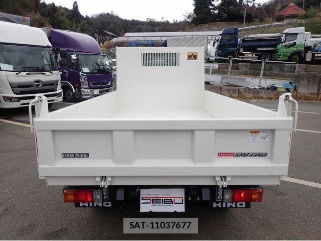 Hino DUTRO 2026-01 8073614-4
