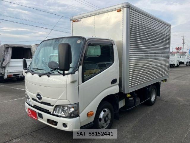 Hino DUTRO 2021-03 8073617-0