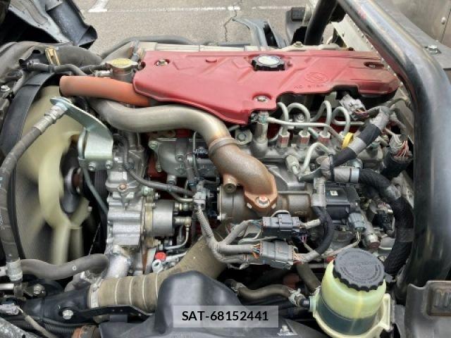 Hino DUTRO 2021-03 8073617-13