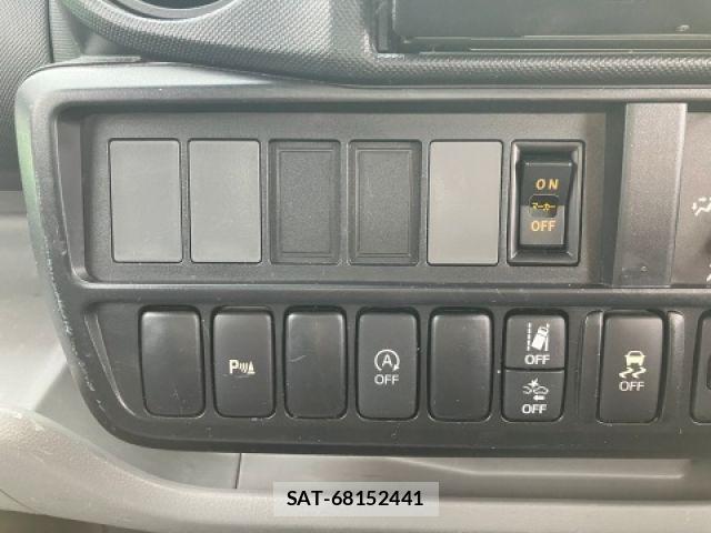 Hino DUTRO 2021-03 8073617-18