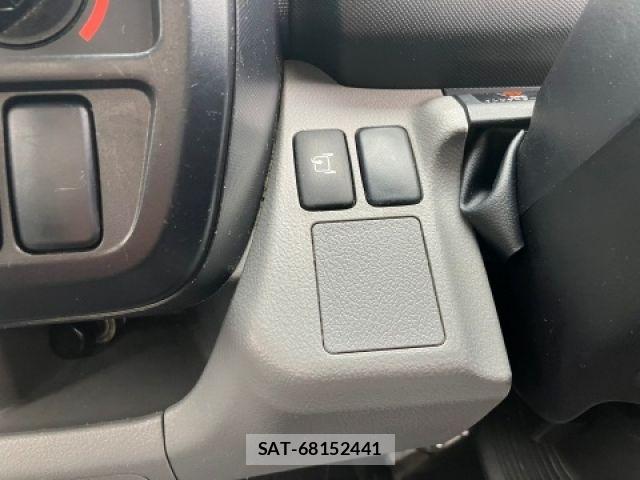Hino DUTRO 2021-03 8073617-20