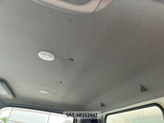 Hino DUTRO 2021-03 8073617-27
