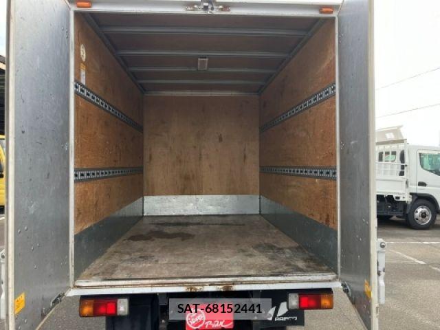 Hino DUTRO 2021-03 8073617-6