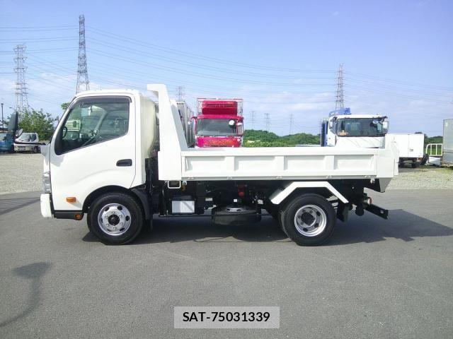 Hino DUTRO 2018-08 8073613-7