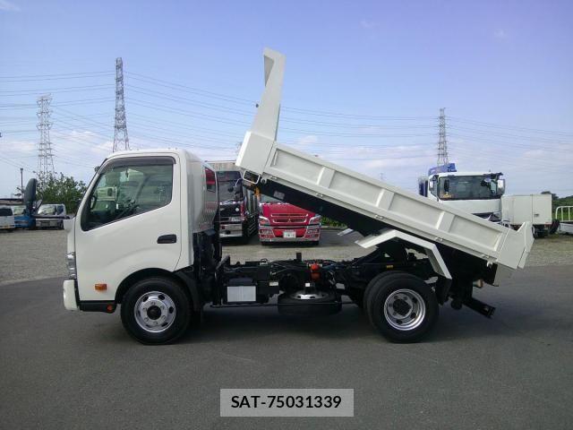 Hino DUTRO 2018-08 8073613-8