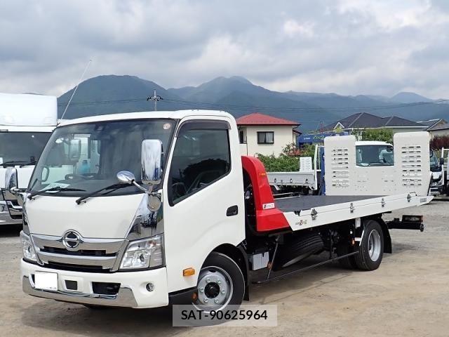 Hino DUTRO 2026-01 8098962-1