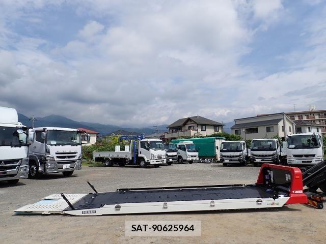 Hino DUTRO 2026-01 8098962-6