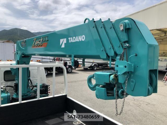 Hino DUTRO 2023-05 8098963-13