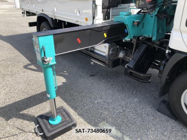 Hino DUTRO 2023-05 8098963-14