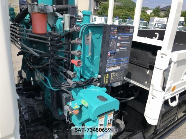 Hino DUTRO 2023-05 8098963-20