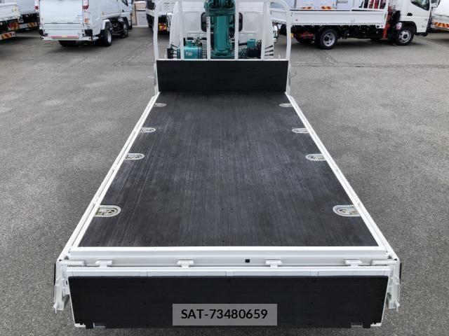 Hino DUTRO 2023-05 8098963-29