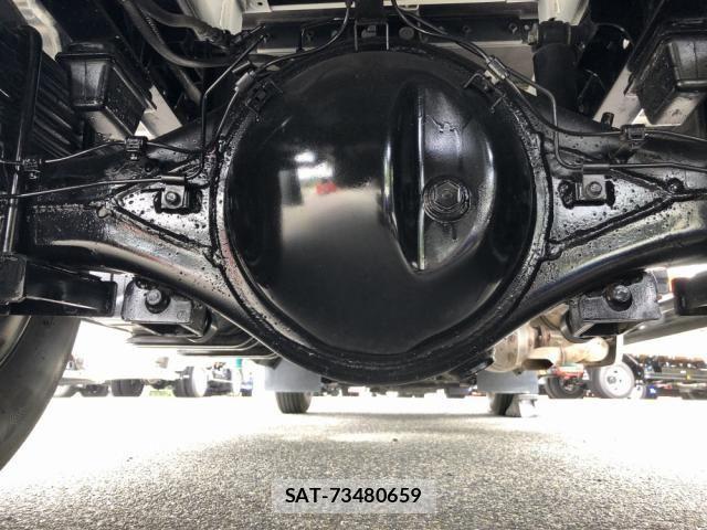 Hino DUTRO 2023-05 8098963-8