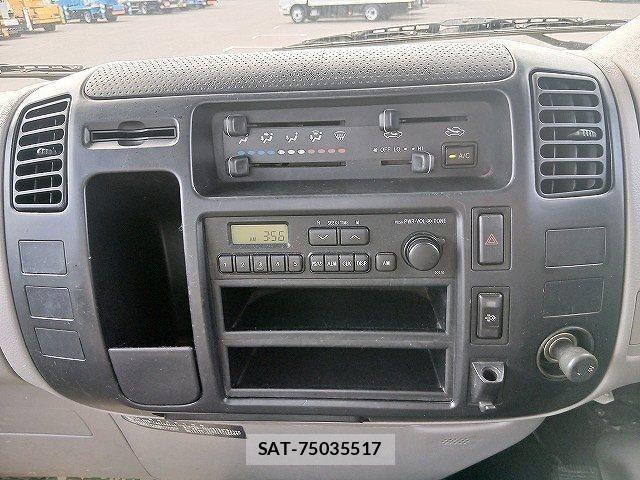 Hino DUTRO 2005-08 8098965-12