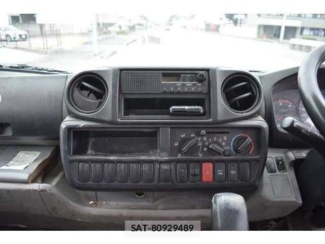 Hino DUTRO 2014-07 8098964-9