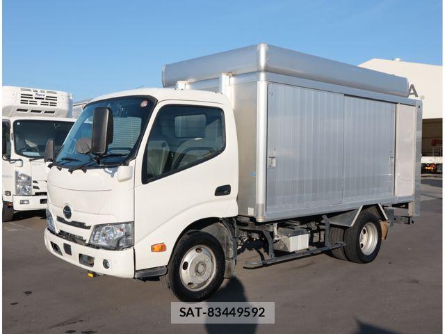 Hino DUTRO 2020-04 8145738-0