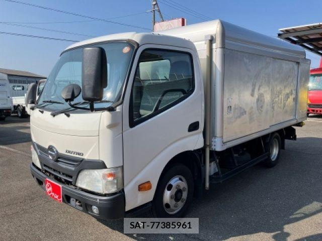 Hino DUTRO 2013-05 8158315-0