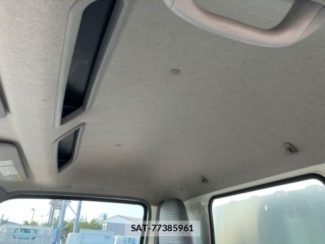 Hino DUTRO 2013-05 8158315-27