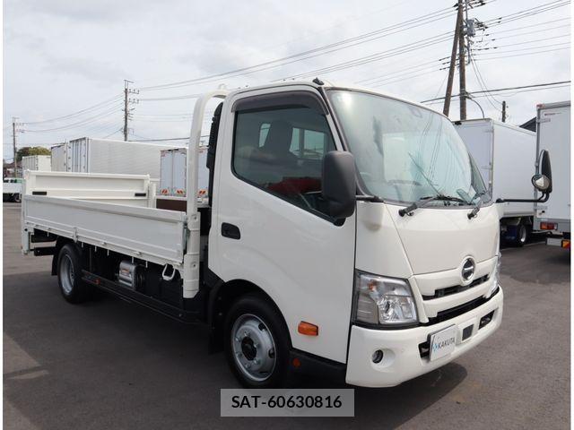 Hino DUTRO 2024-05 8158311-1