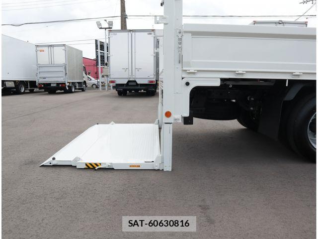 Hino DUTRO 2024-05 8158311-7