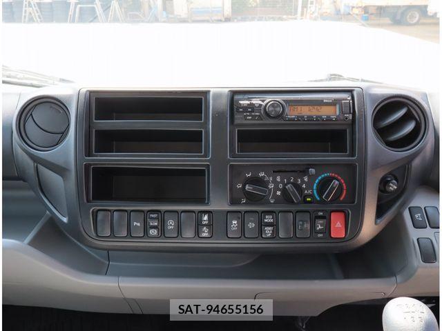 Hino DUTRO 2024-01 8158314-21