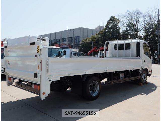 Hino DUTRO 2024-01 8158314-2