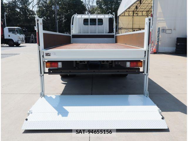 Hino DUTRO 2024-01 8158314-5