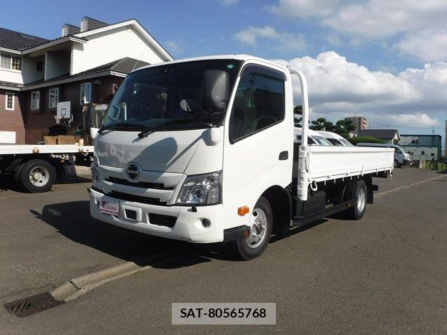 Hino DUTRO 2021-03 8158316-0