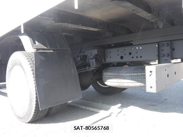 Hino DUTRO 2021-03 8158316-16