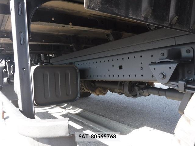Hino DUTRO 2021-03 8158316-17