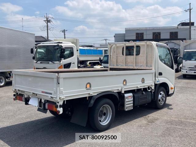 Hino DUTRO 2024-07 8158313-2