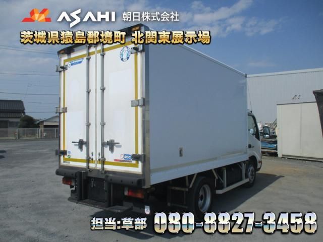 Hino DUTRO 2013-04 8186353-1