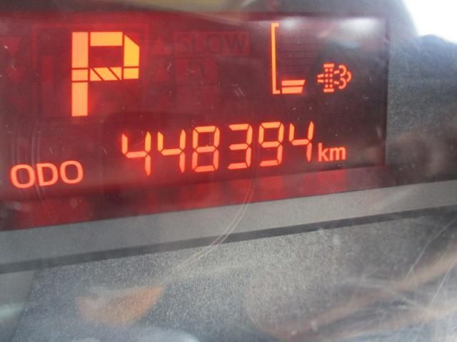 Hino DUTRO 2013-04 8186353-26