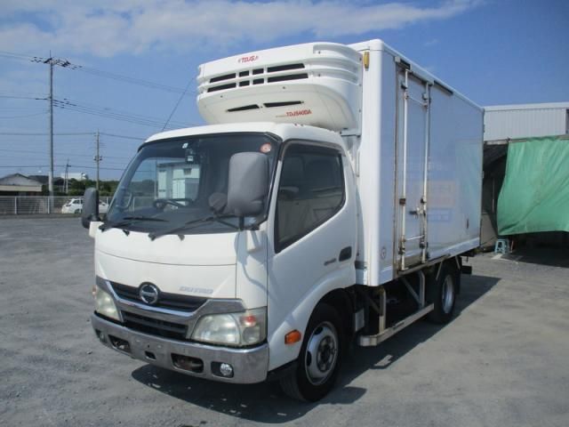 Hino DUTRO 2013-04 8186353-5