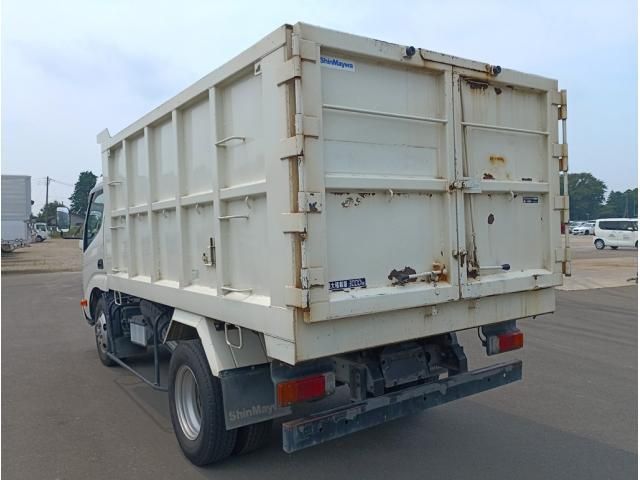 Hino DUTRO 2017-11 8186352-3