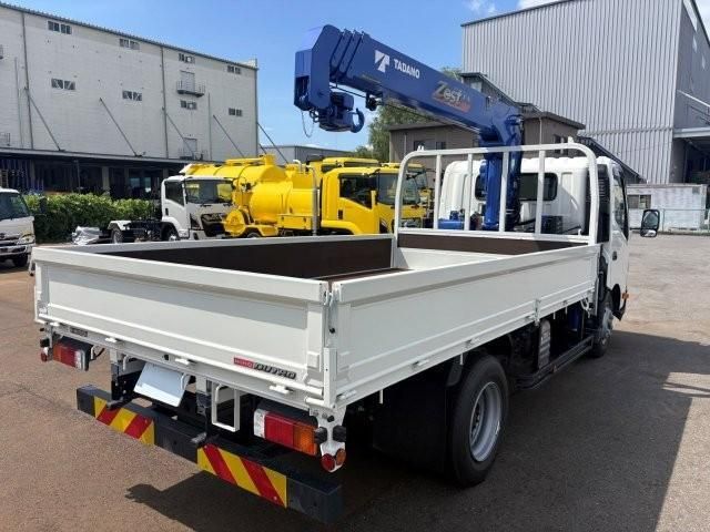 Hino DUTRO 2025-09 8186350-3