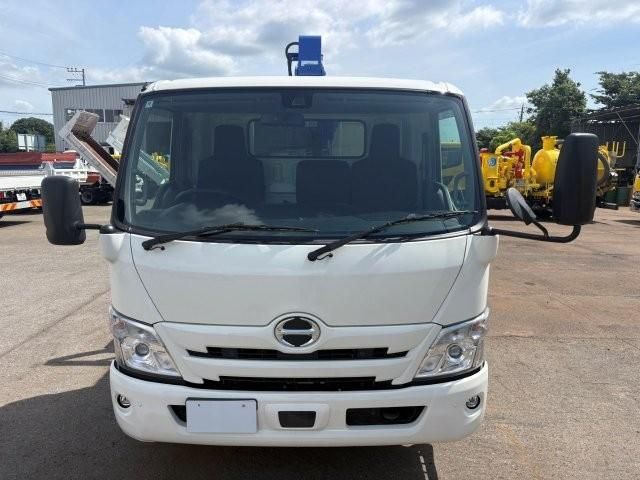 Hino DUTRO 2025-09 8186350-6