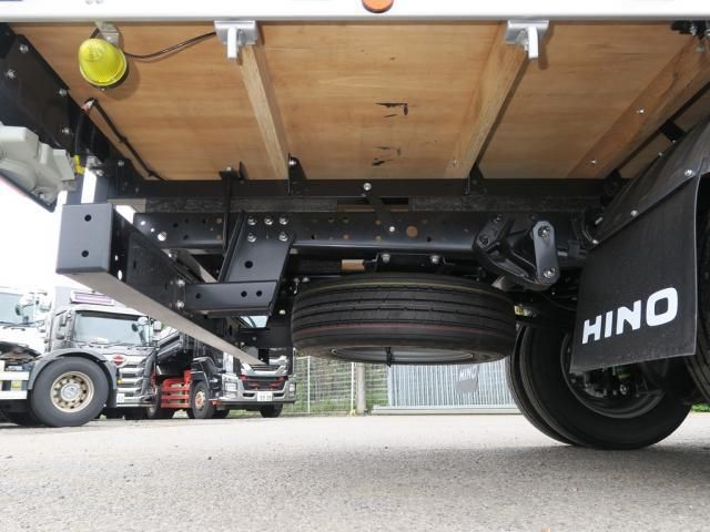 Hino DUTRO 2025-10 8186347-14