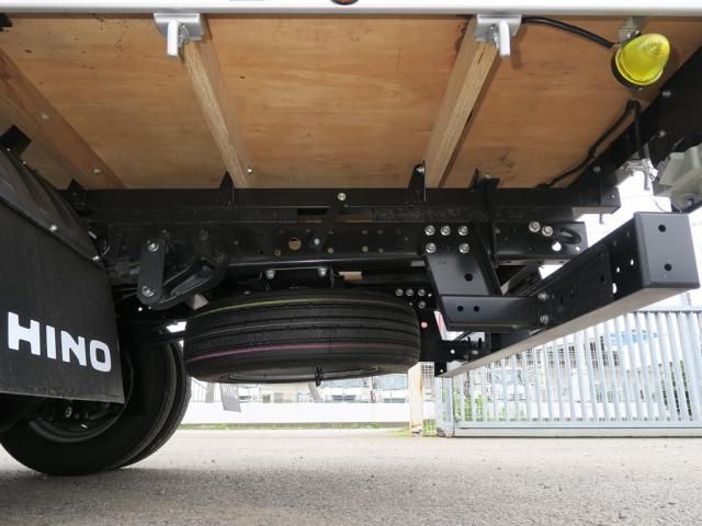 Hino DUTRO 2025-10 8186347-15