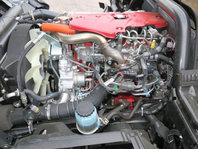 Hino DUTRO 2025-10 8186347-20
