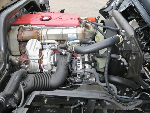 Hino DUTRO 2025-10 8186347-21