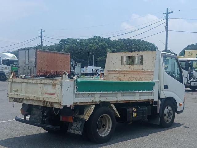 Hino DUTRO 2010-11 8186351-18