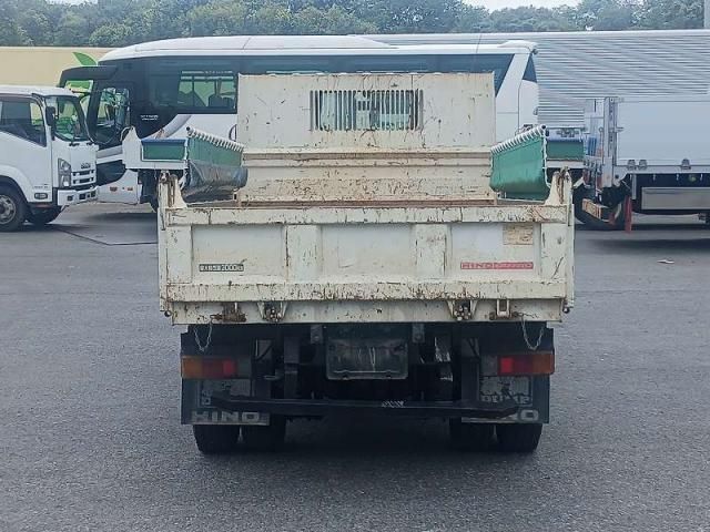 Hino DUTRO 2010-11 8186351-6