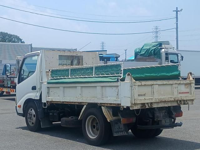 Hino DUTRO 2010-11 8186351-7