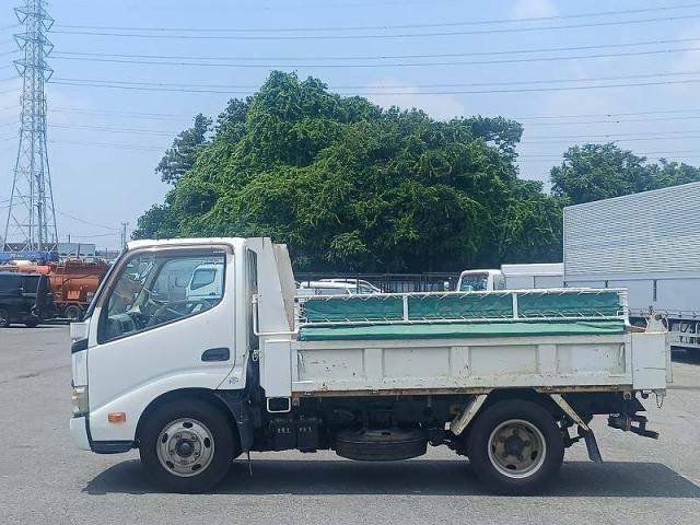 Hino DUTRO 2010-11 8186351-8