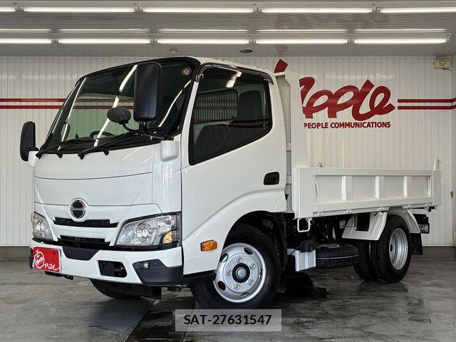 Hino DUTRO 2025-11 8207347-1