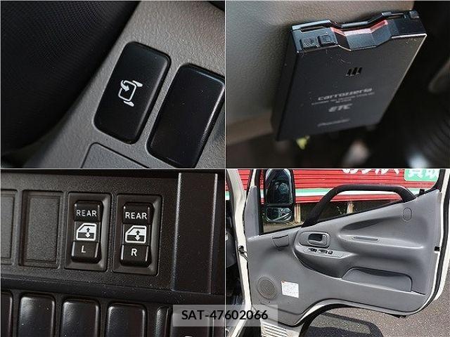 Hino DUTRO 2019-05 8207348-11