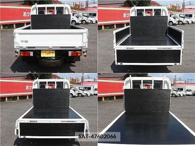 Hino DUTRO 2019-05 8207348-7