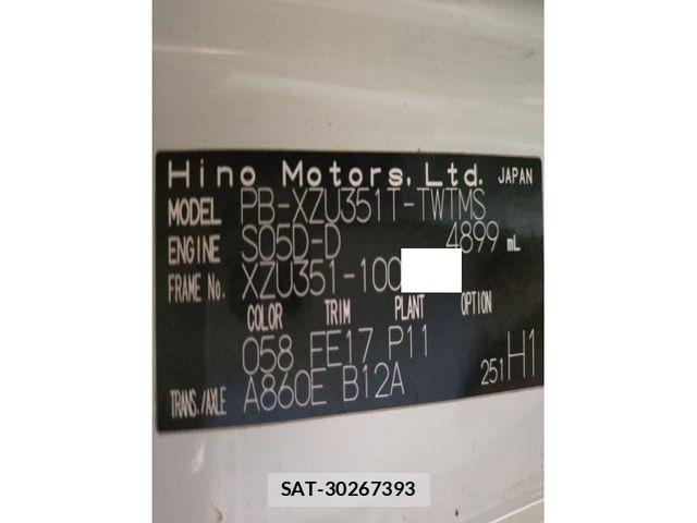 Hino DUTRO 2005-11 8207350-26