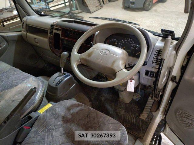 Hino DUTRO 2005-11 8207350-8