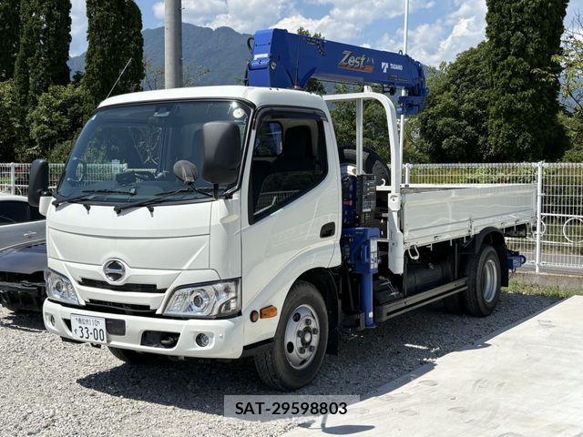 Hino DUTRO 2019-10 8207346-0